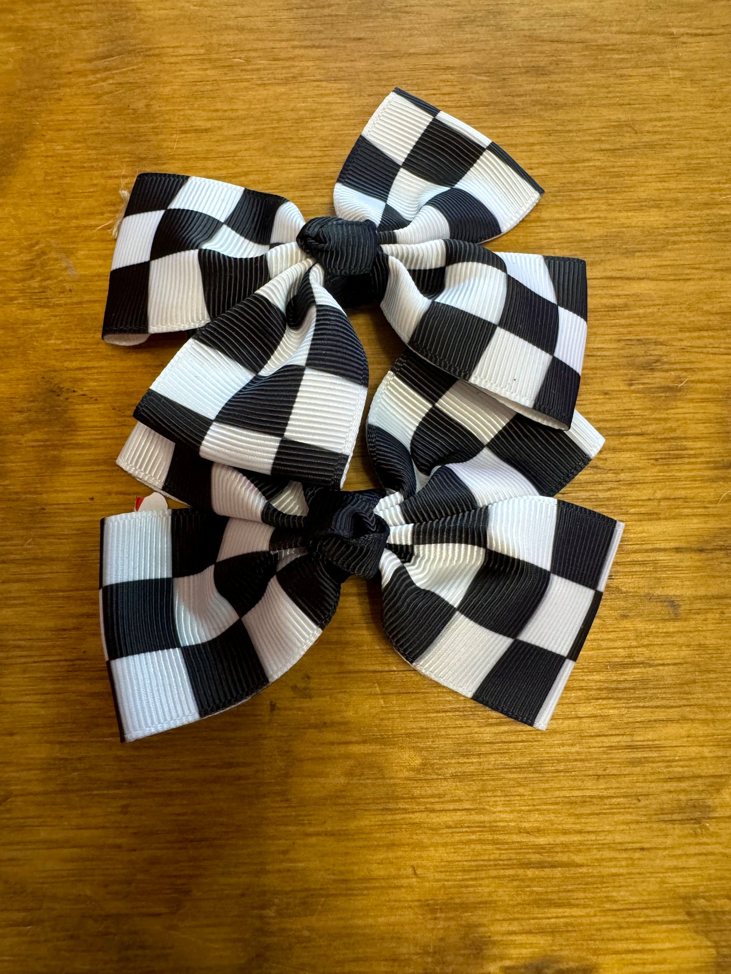 piggytail bows