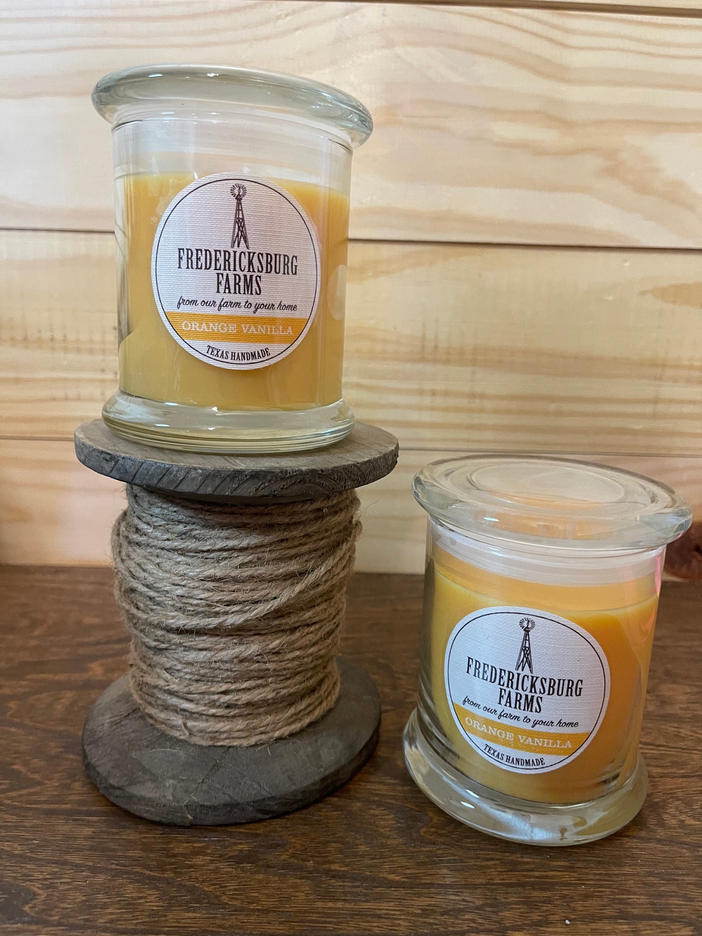 Fredricksburg Farms Candle Collection 9 Oz